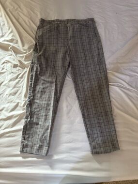 Women’s Gray Plaid Dress Pants